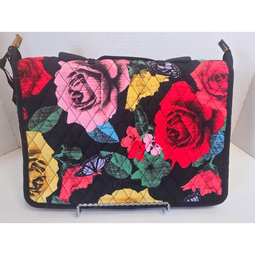Vera Bradley Midnight Garden Hanging Travel Organizer Quilted Floralā Makeup Bag
